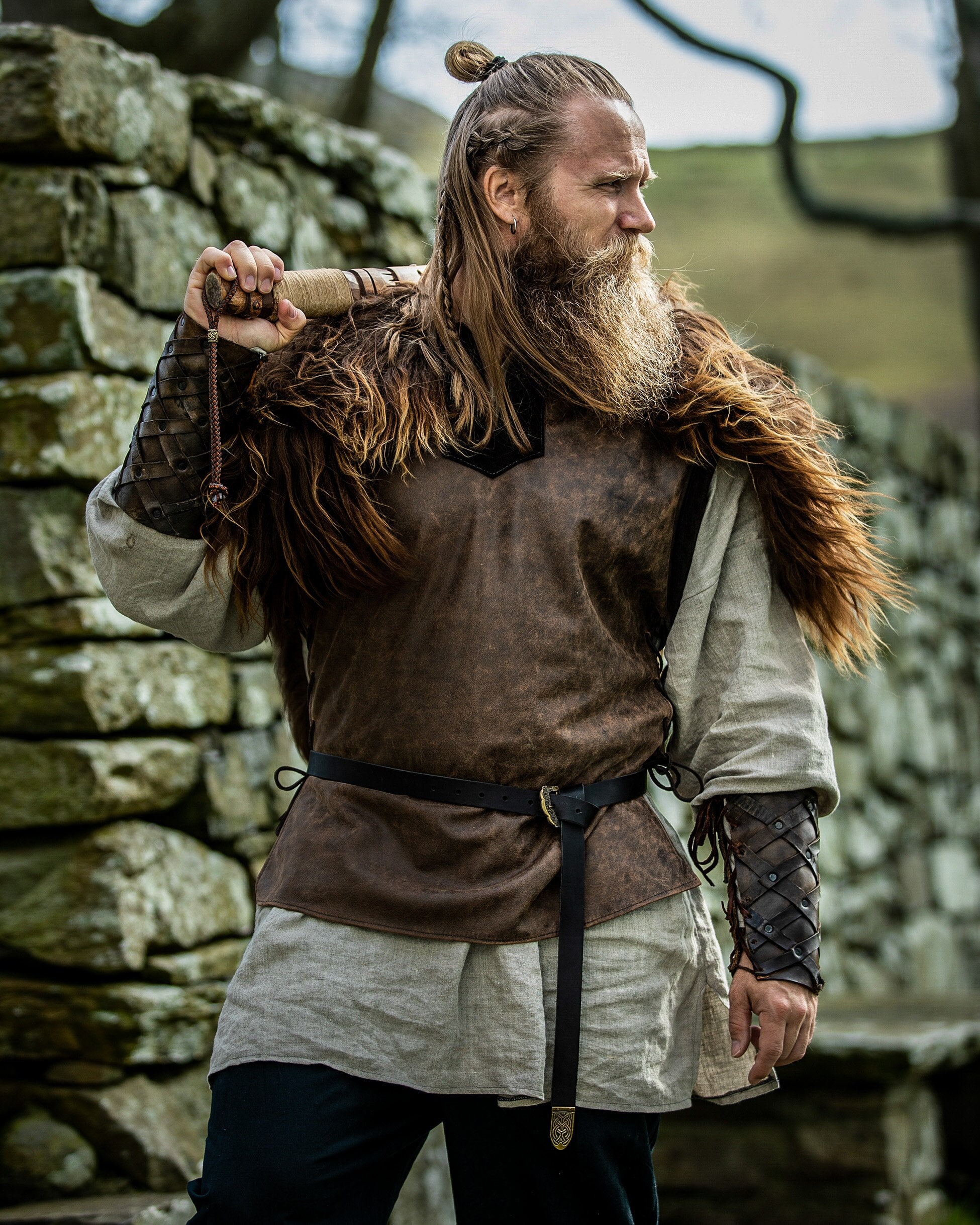 Los vikingos y su vestimenta – Valhallaaxebro